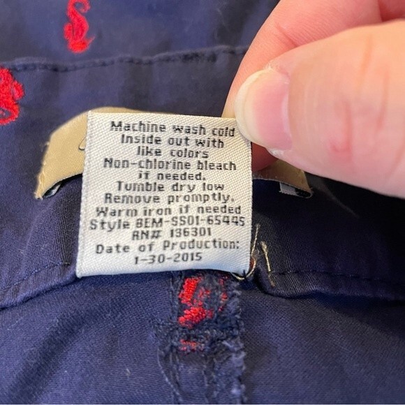 Blue Epic Women's Shorts Navy with Red Seahorses Size 14 - Picture 6 of 7